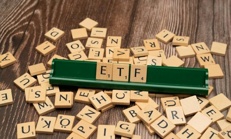 roblox investment strategy etfs