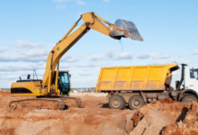 Why Heavy Hauling Services Improve Cleanup and Renovation Efficiency