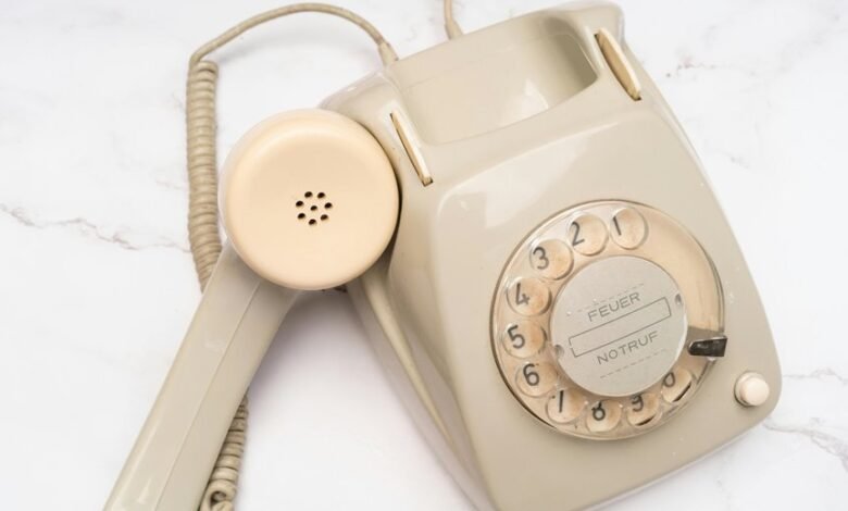 corporate tech support hotline